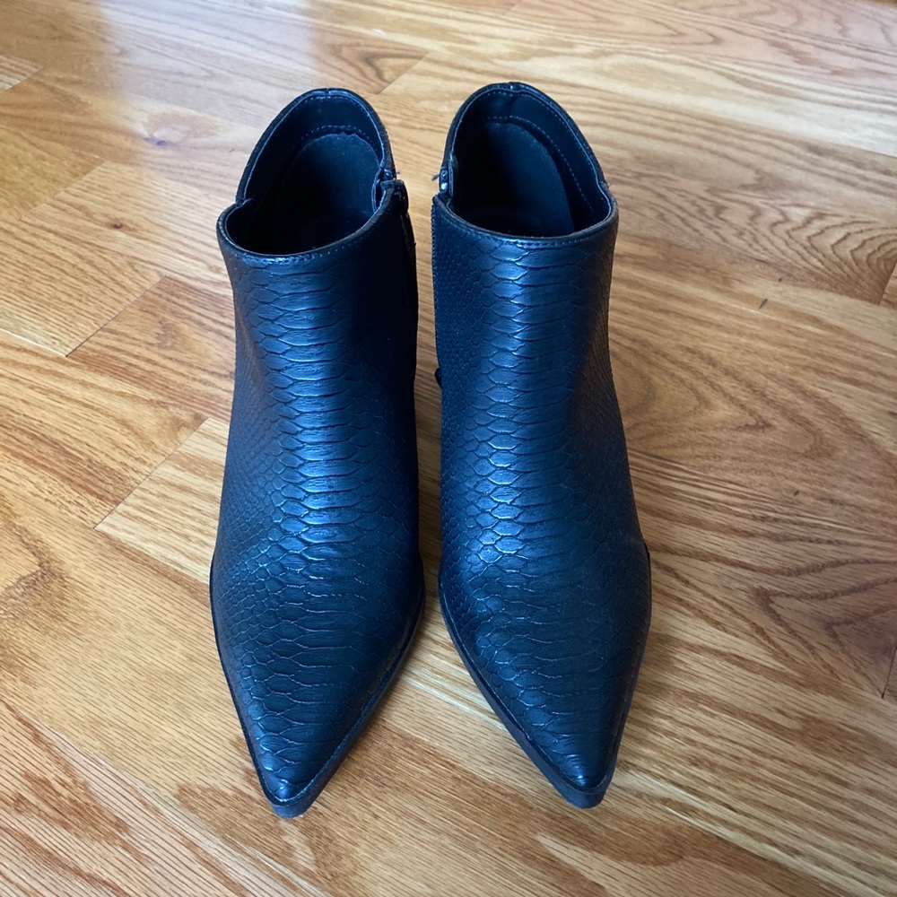 Block Booties